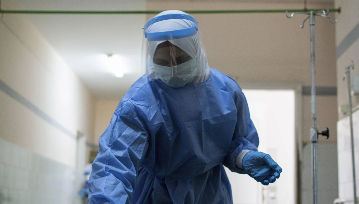 297 pracowników fabryki mebli tapicerowanych Wersal w Jankowach w powiecie kępińskim jest zakażonych koronawirusem - poinformowała PAP dyrektor kępińskiej stacji sanitarno-epidemiologicznej Wanda Lepka. 