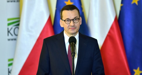 W środę premier Mateusz Morawiecki przedstawi terminarz kolejnego etapu znoszenia ograniczeń wynikających z epidemii koronawirusa - poinformował na Twitterze rzecznik rządu Piotr Müller.