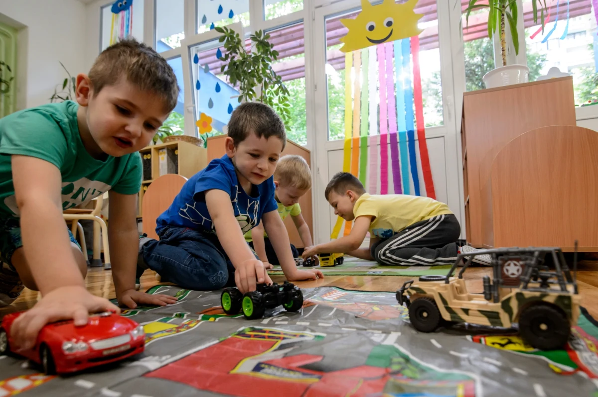 Japoński Związek Pediatryczny ocenił, że dzieci w wieku do dwóch lat nie powinny nosić maseczek ochronnych, używanych w ramach przeciwdziałania pandemii koronawirusa. Są one dla nich zbyt niebezpieczne.