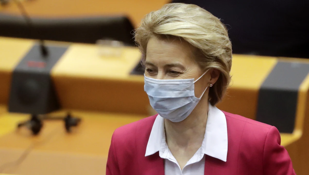 Musimy bardzo przyspieszyć w kierunku zielonej, cyfrowej i odpornej na kryzys przyszłości - oświadczyła w Parlamencie Europejskim przewodnicząca KE Ursula von der Leyen, prezentując założenia planu obudowy gospodarczej po pandemii koronawirusa.