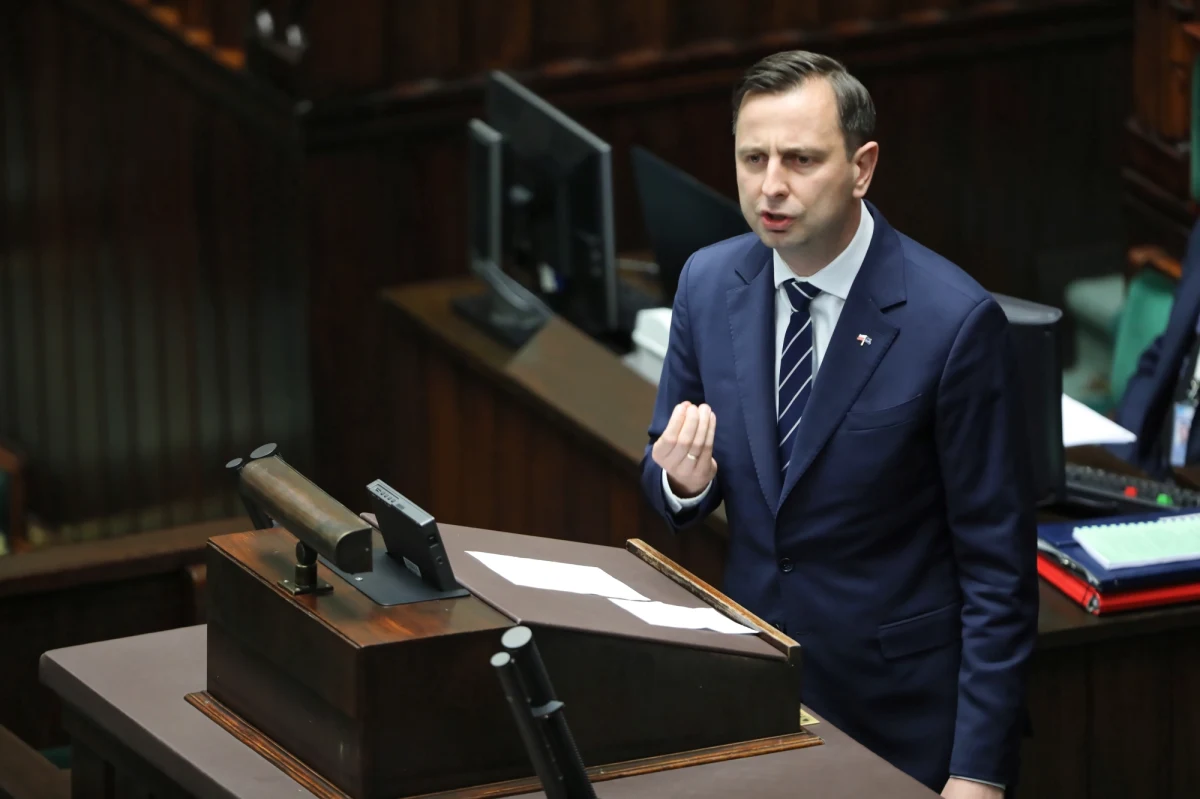 Prezes PiS odwraca kota ogonem i straszy opozycją, a to z winy PiS nie można w Polsce w normalny sposób pójść do wyborów - ocenił prezes PSL Władysław Kosiniak-Kamysz.