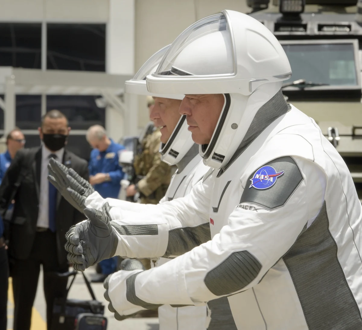 Start rakiety Falcon 9 nie odbył się w środę z powodu niesprzyjającej pogody. Kolejna szansa na start - w sobotę. Rakieta ma wynieść na orbitę kapsułę Dragon z dwoma amerykańskimi astronautami.