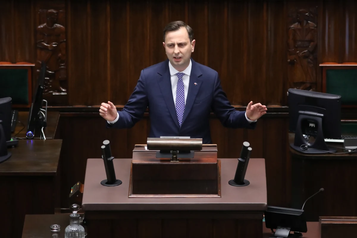 Powołujemy parlamentarny zespół ds. wyjaśnienia afery ministra Szumowskiego - zapowiada prezes PSL Władysław Kosiniak-Kamysz w rozmowie z "Rzeczpospolitą".
