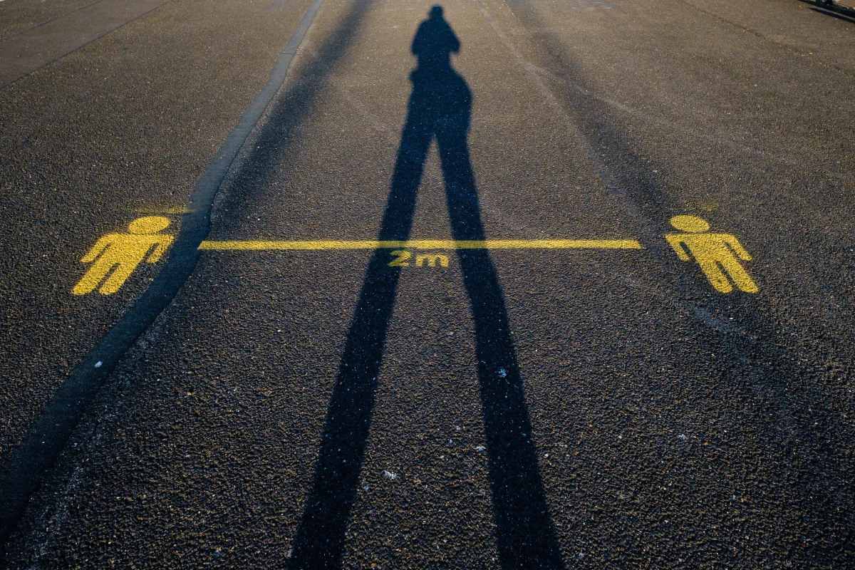 Dziś Ministerstwo Zdrowia poinformowało, że liczba nowych przypadków zakażenia koronawirusem zwiększyła się o 330. Resort podał też informację o śmierci 13 osób, które chorowały na Covid-19. 

