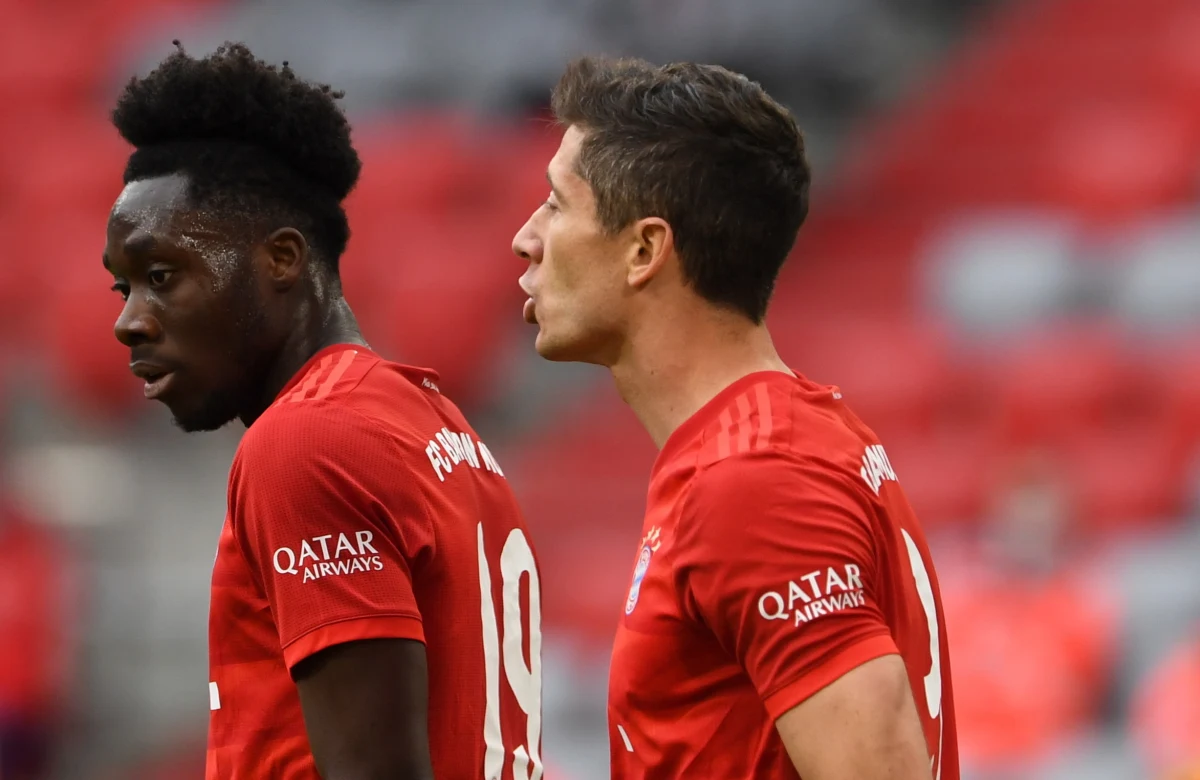 Piłkarz Bayernu Monachium Robert Lewandowski zdobył dwie bramki w meczu 29. kolejki niemieckiej ekstraklasy z Fortuną Duesseldorf, wygranym przez mistrzów kraju 5:0. Beniaminek był jedyną ekipą Bundesligi, której bramkarza Polak wcześniej nie pokonał.