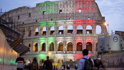 W Rzymie otwarto Koloseum. Rzymianie ruszyli też do Muzeów Watykańskich
