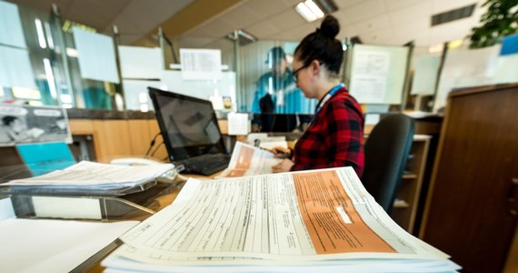 Związkowcy ze skarbówki w Śląskiem zapowiadają protest. Domagają się m.in. większej liczby badań na obecność koronawirusa dla pracowników urzędów skarbowych. Chca zorganizować manifestację.