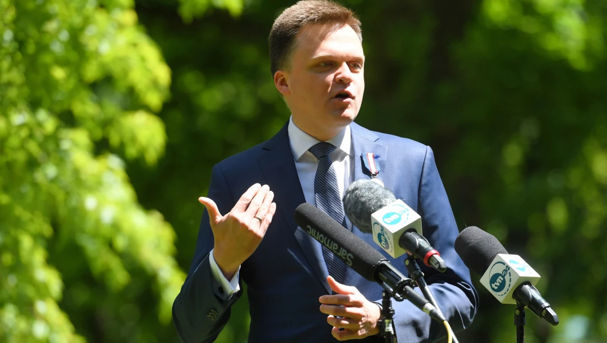 Na dwa tygodnie przed wyborami zajmę drugie miejsce w sondażach - powiedział na konferencji prasowej w Gogolinie kandydat na prezydenta RP Szymon Hołownia. Zdaniem Hołowni nie ma wątpliwości, że to on spotka się w drugiej turze z Andrzejem Dudą.