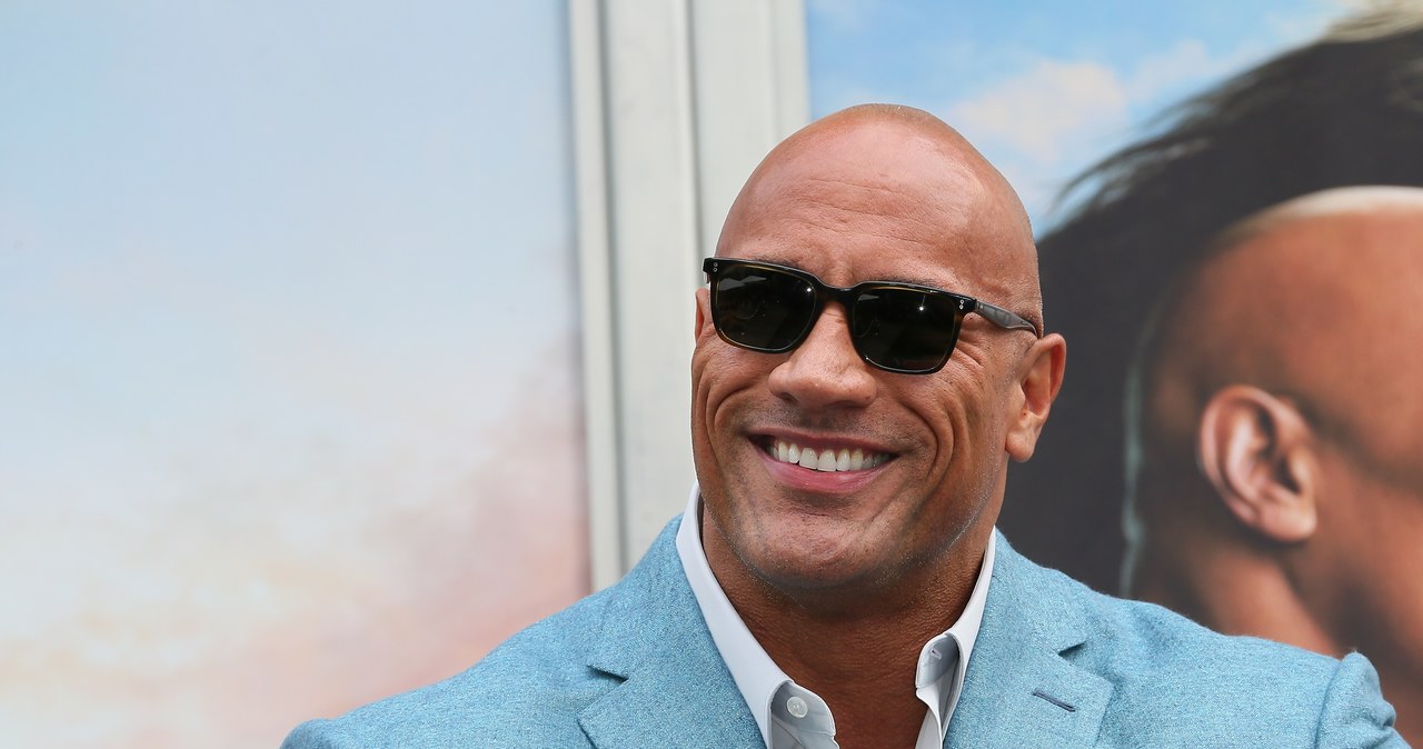 Niemal połowa Amerykanów chce, by Dwayne Johnson został nowym prezydentem USA. Co na to gwiazdor takich filmów, jak "Król Skorpion", "Jumanji: Przygoda w dżungli", "G.I. Joe: Odwet", "Witajcie w dżungli" czy "Szybcy i wściekli: Hobbs i Shaw".