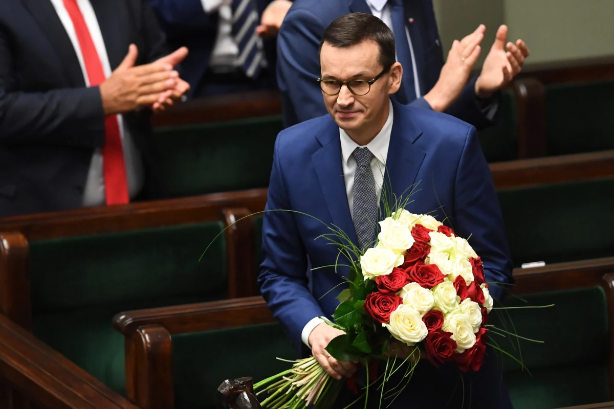 Zaskoczenia nie było. Zgodnie z przewidywaniami Sejm udzielił rządowi Mateusza Morawieckiego wotum zaufania. Za głosowało 235 posłów, 219 było przeciw, 2 wstrzymało się od głosu.