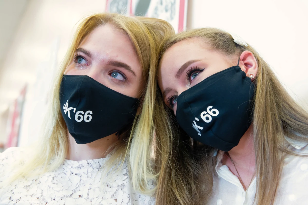 Z powodu koronawirusa w tym roku egzaminy maturalne będą przeprowadzane zgodnie z wytycznymi przygotowanymi przez Centralną Komisję Egzaminacyjną, Ministerstwo Edukacji Narodowej i Głównego Inspektora Sanitarnego.
