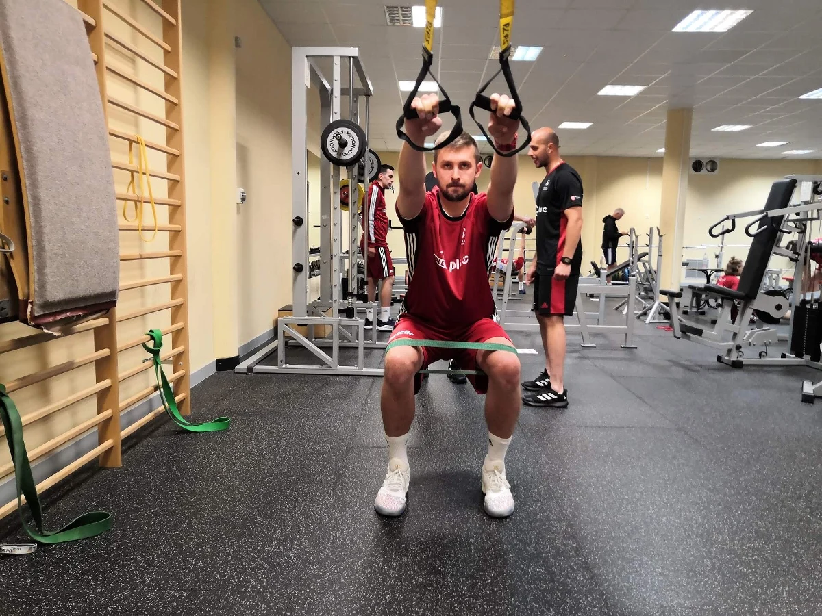 Menedżer siatkarski Jakub Michalak ocenił, że pandemia koronawirusa opóźniła działania na rynku transferowym. Inny przedstawiciel tej branży Jakub Malke przyznał zaś, że niektóre kluby skorzystały przy tej okazji na kłopotach finansowych innych.