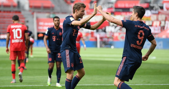 Wczoraj Robert Lewandowski strzelił 30. gola w sezonie. Polak przyczynił się do zwycięstwa Bayernu Monachium nad Bayerem Leverkusen (4:2). Napastnika po meczu chwalił Alphonso Davies.