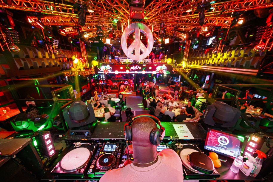 /VALENTIN FLAURAUD /PAP/EPA