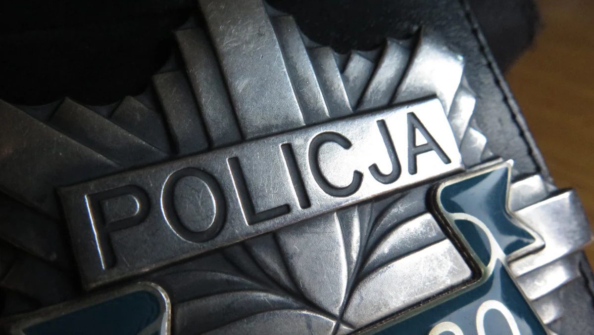 W piątek miną dwa tygodnie od śmiertelnego postrzelenia się przez policjanta z wydziału prewencji KPP w Kole w Wielkopolsce. Funkcjonariusz miał wcześniej wielokrotnie sygnalizować swoim bezpośrednim przełożonym i kolegom presję i niewłaściwe traktowanie go przez kierownictwo wydziału, w którym służył. 