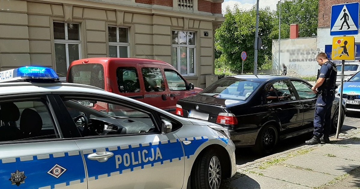 /Policja