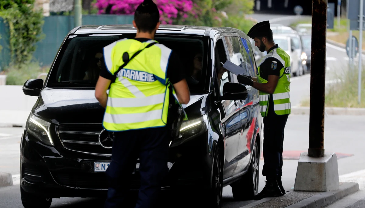 Prokurator Paryża Remy Heitz poinformował we wtorek agencję AFP o rozpoczęciu śledztwa w sprawie postępowania rządu wobec pandemii koronawirusa, które ma ujawnić możliwość popełnienia przestępstwa przez "krajowych decydentów".