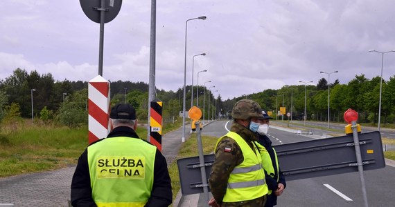 Komisja Europejska rekomenduje państwom strefy Schengen częściowe i stopniowe otwieranie granic zewnętrznych UE po 30 czerwca. Wydane dziś wytyczne wskazują też, że 15 czerwca powinny być zniesione kontrole wewnątrz UE.