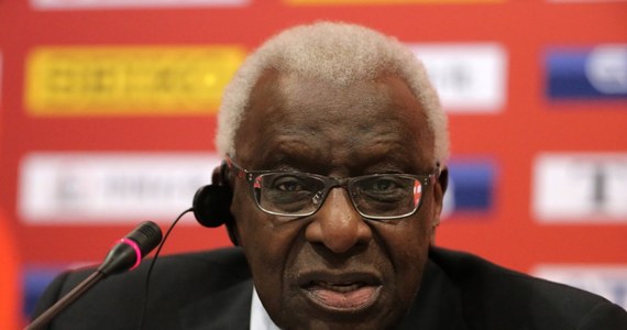 Były prezydent Międzynarodowego Stowarzyszenia Federacji Lekkoatletycznych (IAAF) Lamine Diack przyznał, że opóźnił działania związane z dopingiem Rosjan, by uratować umowę sponsoringową z tamtejszym bankiem. Od poniedziałku w Paryżu trwa proces Senegalczyka.