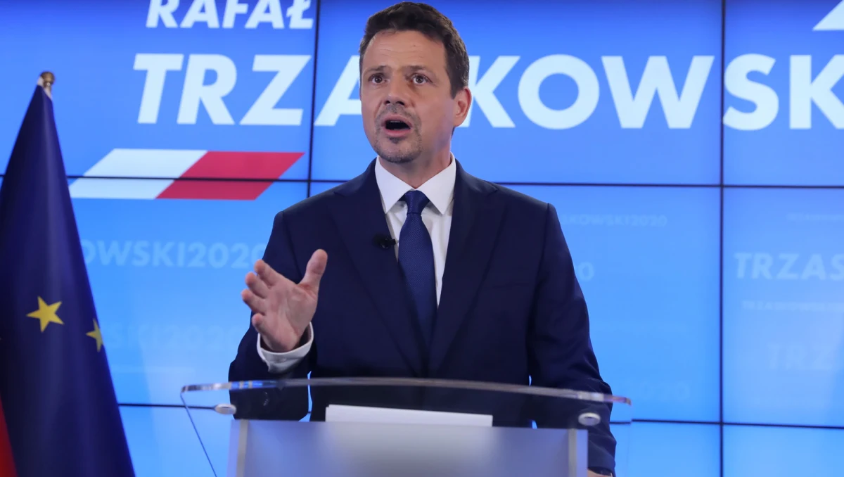 Rząd nie radzi sobie z sytuację epidemiczną w Polsce i zlekceważył ostrzeżenia o możliwym pogorszeniu sytuacji w kopalniach - uważa kandydat Koalicji Obywatelskiej na prezydenta Rafał Trzaskowski. Zarzucił też bierność w tej sprawie prezydentowi Andrzejowi Dudzie.