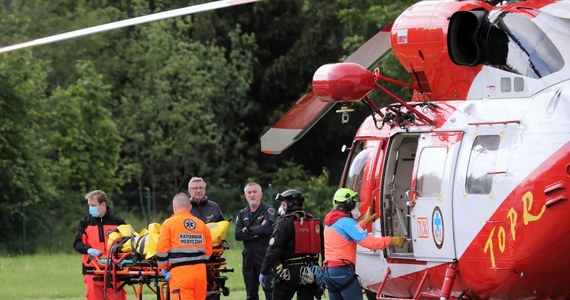 Do serii wypadków doszło dziś w Tatrach. Po turystów musiał wylatywać śmigłowiec ratowniczy „Sokół”.