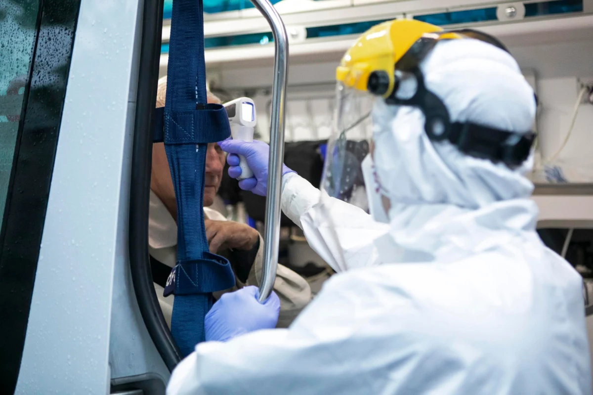 Mamy 375 nowych zakażeń koronawirusem w Polsce. Kolejne 10 osób zmarło - poinformowało Ministerstwo Zdrowia. 