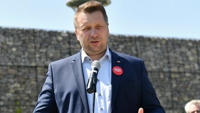 Poseł PiS Przemysław Czarnek o LGBT: Nie są równi ludziom normalnym