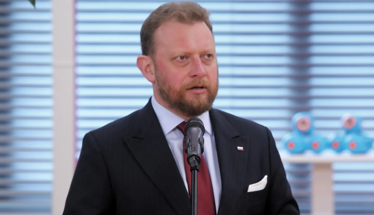 Ostatnia taka wielka pandemia, to była hiszpanka sto lat temu - ocenił w niedzielę minister zdrowia Łukasz Szumowski mówiąc o trwającej pandemii koronawirusa. Przekonywał, że decyzja o zamknięciu granic kosztowała Polskę "miliardy złotych tygodniowo", ale była konieczna, żeby ratować ludzi.