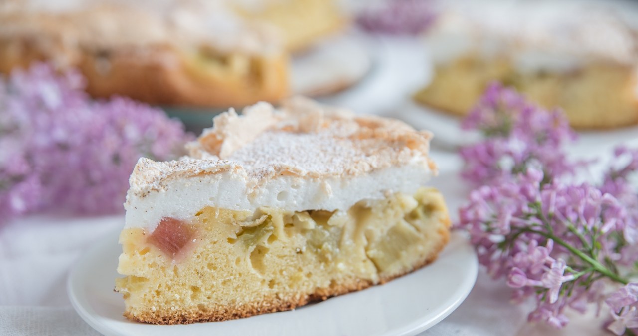 Genialny deser z rabarbarem. W PRL-u się nim zajadano