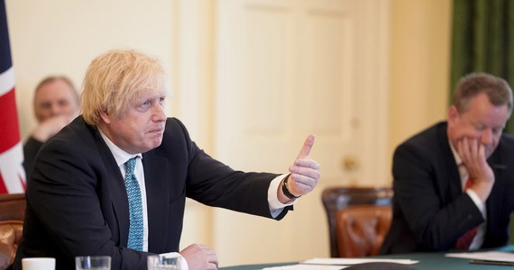 Premier Wielkiej Brytanii Boris Johnson przekazał w poniedziałek podczas wideokonferencji przewodniczącym instytucji Unii Europejskiej, że Londyn nie będzie wnioskował o przedłużenie okresu przejściowego po brexicie.