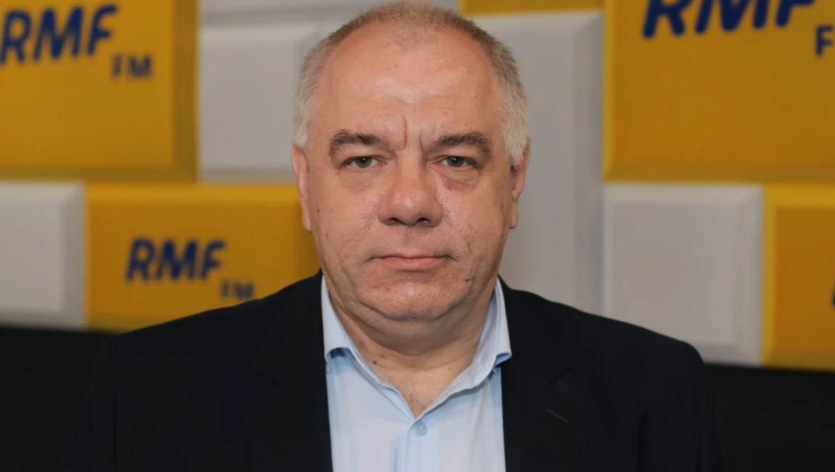 „Ja bym przeprosił, trzeba się tutaj absolutnie precyzyjnie wypowiadać (…) Powinno się rzeczywiście za to przeprosić, chociaż ja mam świadomość, co miał na myśli. Odnosił się nie do wszystkich, odnosił się do tych, którzy zachowują się obscenicznie, ale zabrzmiało to tak, jak zabrzmiało. Trzeba wyjść z tego i powiedzieć: przepraszam, wyraziłem się nie tak jak trzeba" - powiedział w Porannej rozmowie w RMF FM wicepremier, minister aktywów państwowych Jacek Sasin.