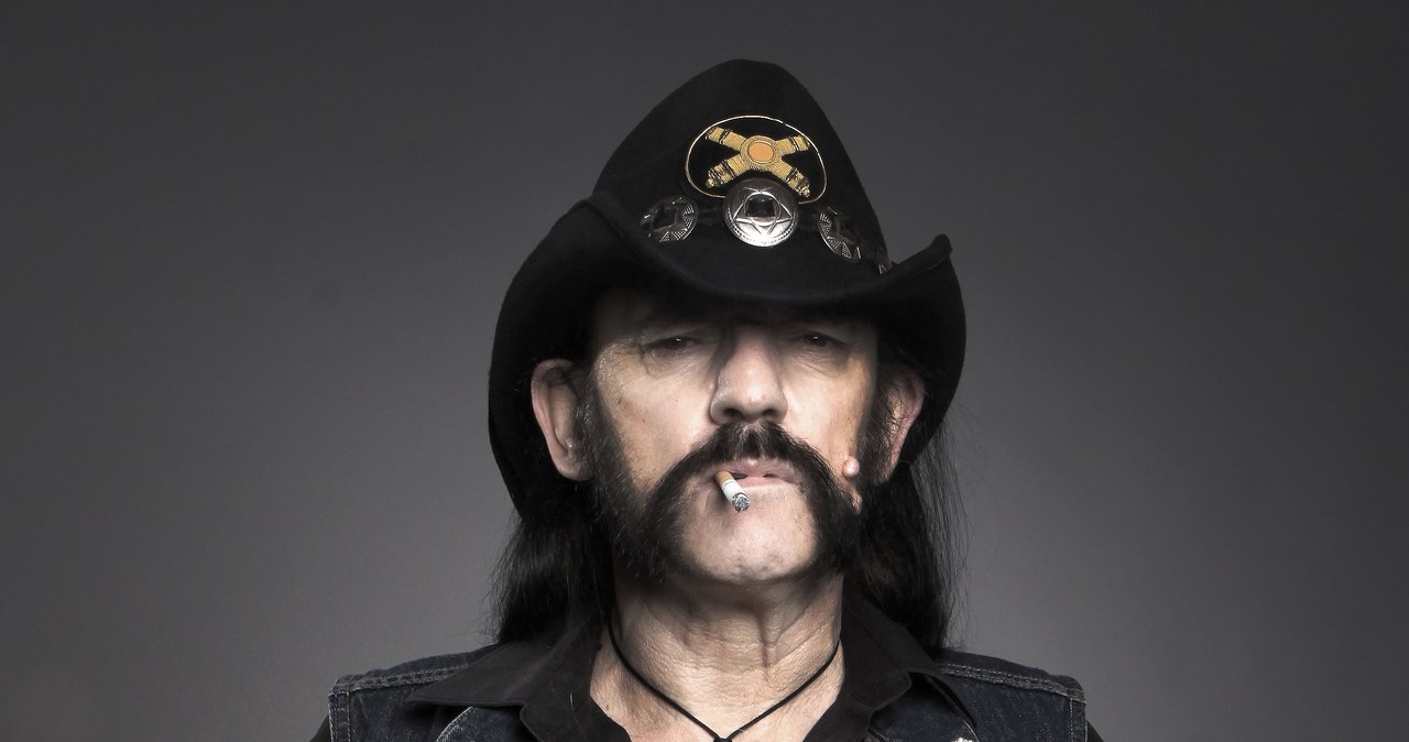 W przyszłym roku ruszą zdjęcia do filmu biograficznego opowiadającego o życiu ojca chrzestnego heavy metalu, Lemmy'ego Kilmistera. Film zatytułowany "Lemmy" wyreżyseruje Greg Olliver. Reżyser ma sporą wiedzę na temat słynnego muzyka. Przez trzy lata towarzyszył bowiem Kilmisterowi i grupie Motorhead, gdy zbierał materiały do filmu dokumentalnego "Lemmy" z 2010 roku.