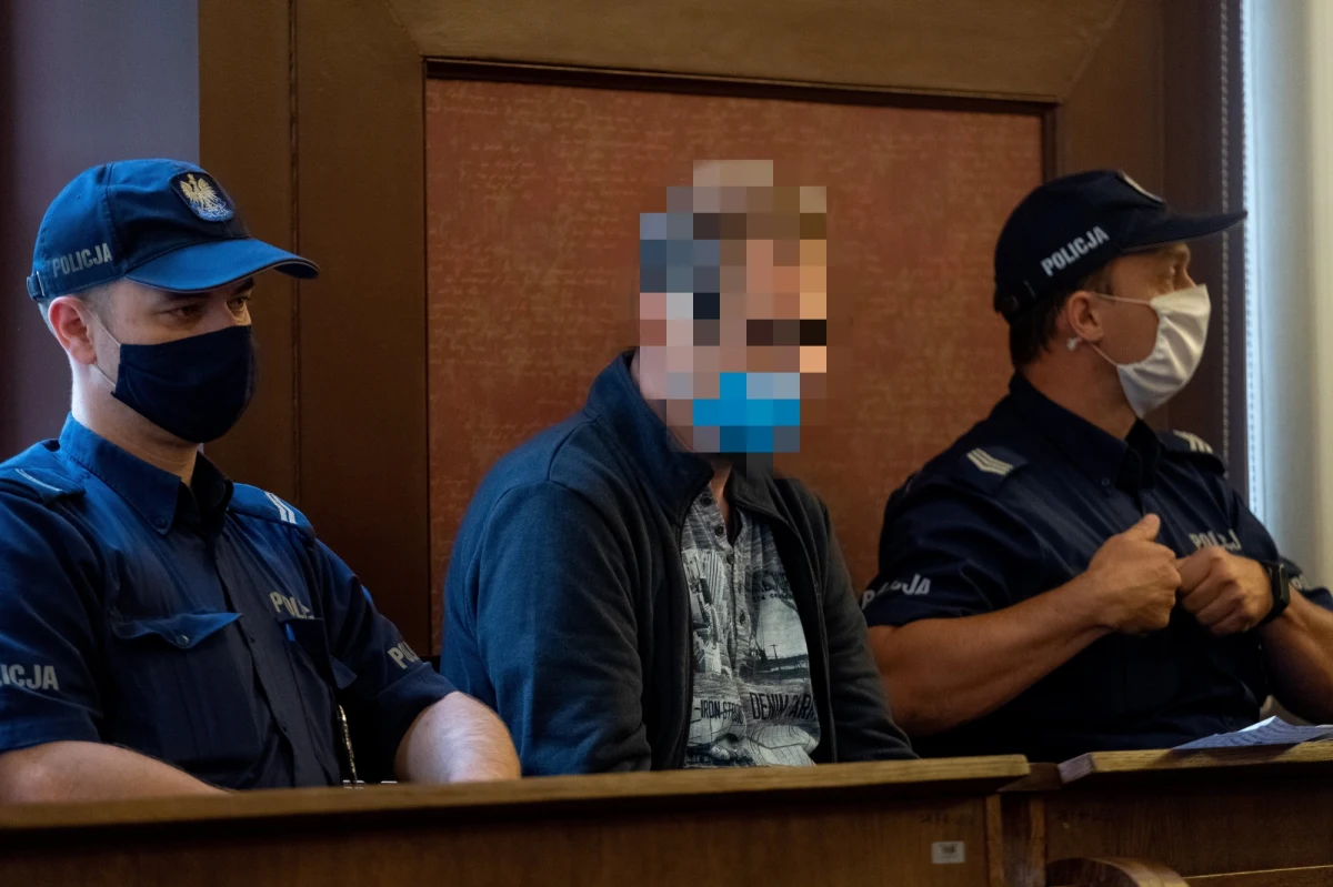 Trzy i pół roku więzienia - to już prawomocny wyrok wobec b. członka plutonu specjalnego ZOMO Romana S., oskarżonego o strzelanie do górników z kopalni Wujek w grudniu 1981 r. Sąd Apelacyjny w Katowicach utrzymał w piątek w mocy orzeczenie sądu I instancji.