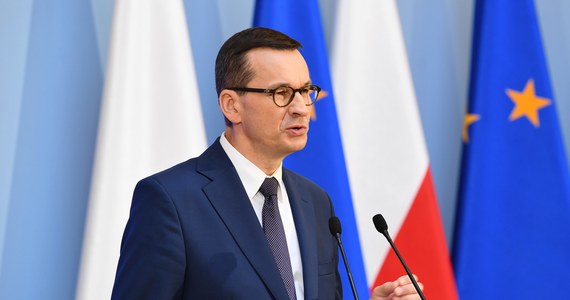 Ok. 700 mld zł dla Polski może trafić z Unii Europejskiej w latach 2021-27 po nowej propozycji projektu Europejskiego Funduszu Odbudowy i z budżetu unijnego na te lata - mówił premier Mateusz Morawiecki w piątek po zakończeniu posiedzenia Rady Europejskiej.