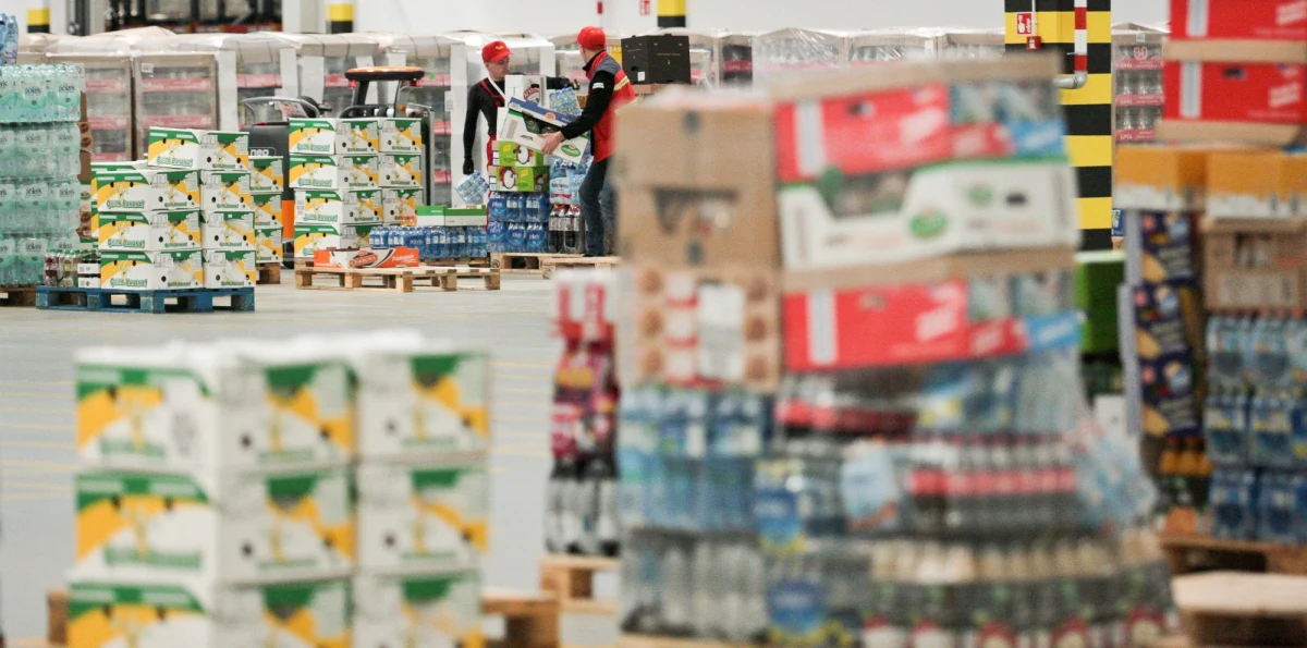 Portugalskie związki zawodowe zarzuciły grupie Jeronimo Martins ukrywanie zakażeń SARS-CoV-2 wśród pracowników należącej do detalisty sieci sklepów Pingo Doce w Portugalii. Koncern, który w Polsce jest właścicielem m.in. sieci Biedronka, odpiera zarzuty.