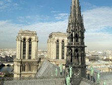 Jak budowano Notre Dame