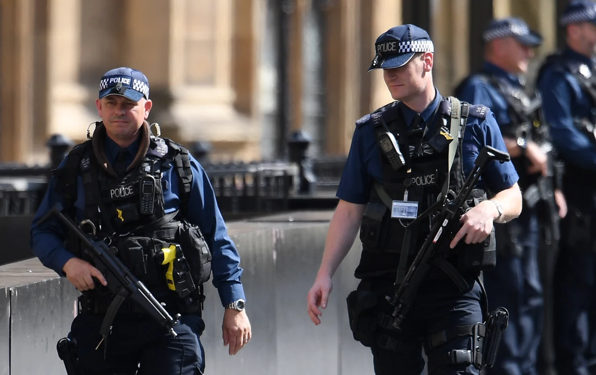 25 ataków terrorystycznych udaremnił brytyjski kontrwywiad od zamachu na Moście Westminsterskim w marcu 2017 roku, a policja i służby bezpieczeństwa pracują obecnie nad ponad 800 sprawami - ujawnił brytyjski wiceminister spraw wewnętrznych James Brokenshire. 