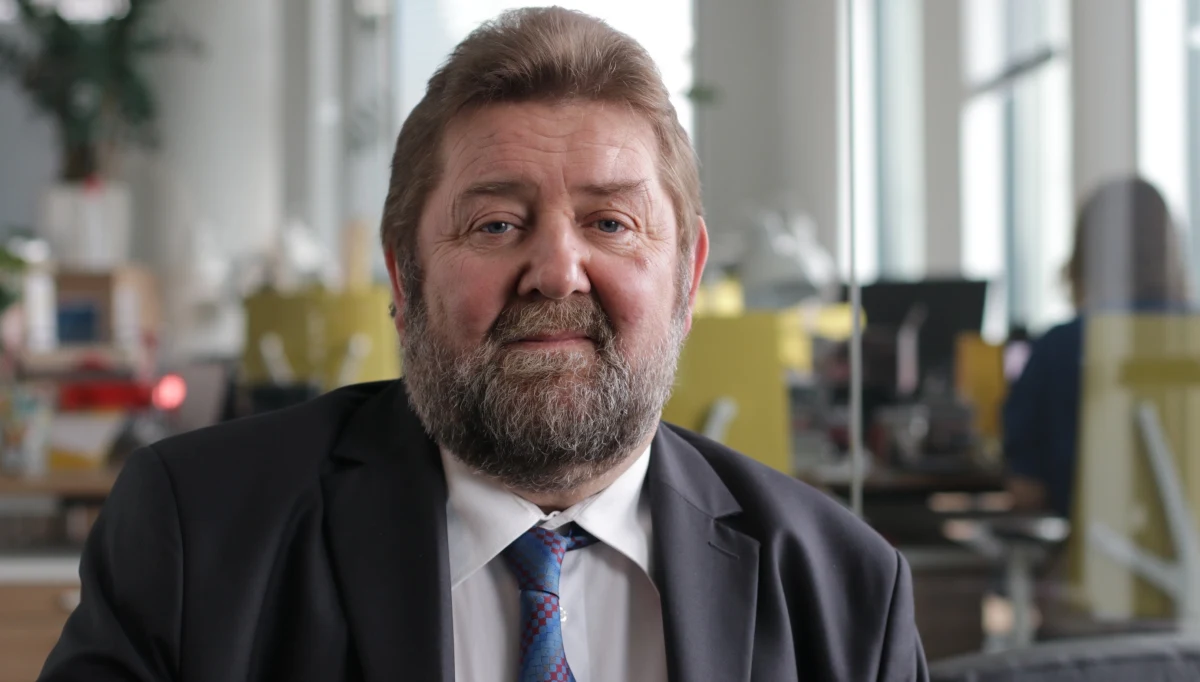 Stanisław Żółtek to jeden z kandydatów startujących w wyborach na prezydenta Polski. Wieloletni działacz środowisk konserwatywno-liberalnych w ostatnich tygodniach zasłynął z barwnych wypowiedzi, m.in. z hasła "menelowe plus". Sprawdź, kim jest Stanisław Żółtek i jaki jest jego program wyborczy.