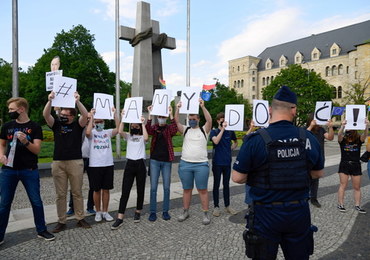 A Ty na złość komu odmrozisz sobie uszy?