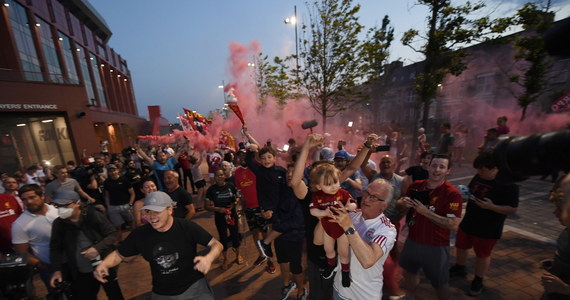 Liverpool FC mistrzem Anglii w sezonie 2019/2020. "The Reds" cieszą się z tytułu mistrzowskiego po 30 latach przerwy. Sprawa mistrzostwa w Premier League została ostatecznie rozstrzygnięta po zwycięstwie Chelsea nad drugim w tabeli Machesterem City (2:1).