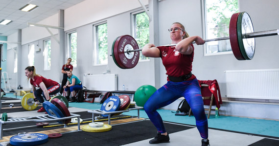 Reprezentantki Polski w podnoszeniu ciężarów przygotowują się w Centralnym Ośrodku Sportu w Cetniewie do mistrzostw Europy, które są zaplanowane na przełom października i listopada w Moskwie. To będzie decydująca impreza w kontekście walki o olimpijskie kwalifikacje do przyszłorocznych igrzysk w Tokio.