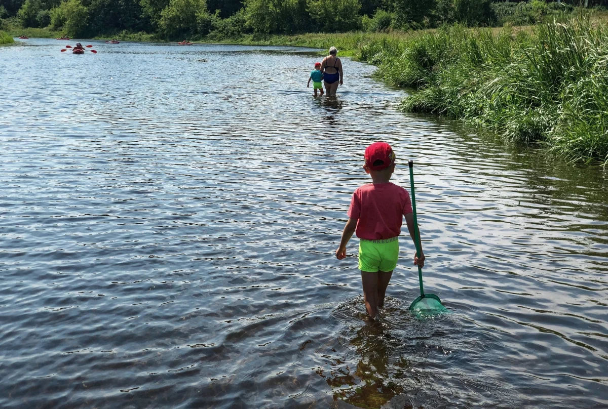 Będzie opóźnienie we wdrażaniu bonu turystycznego w wysokości 500 złotych na każde dziecko. Senat będzie chciał wprowadzić poprawki do ustawy w tej sprawie. Bon turystyczny będzie mógł być wykorzystany wyłącznie na wypoczynek w kraju.