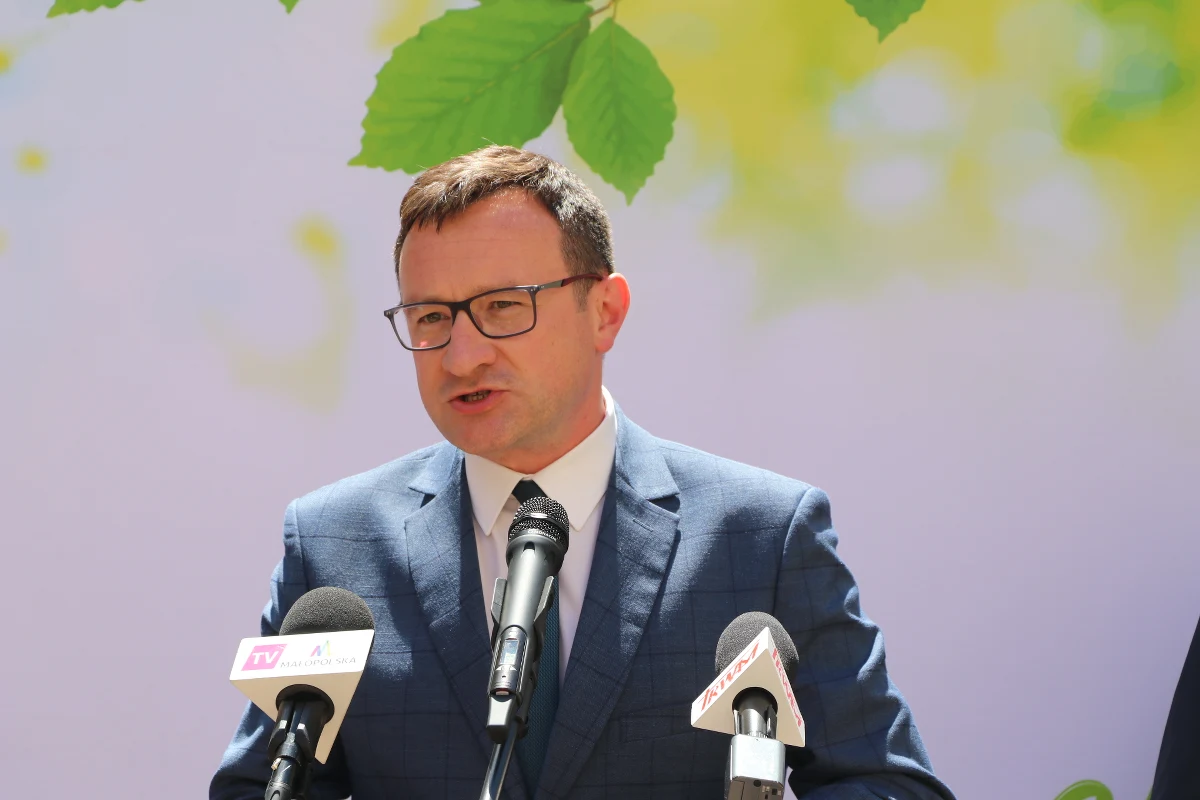 Komisja Europejska zaakceptowała nowy program ekologiczny LIFE dla województwa Małopolskiego. Strategia walki ze zmianami klimatycznymi i smogiem zostanie wsparta 70 milionami złotych.