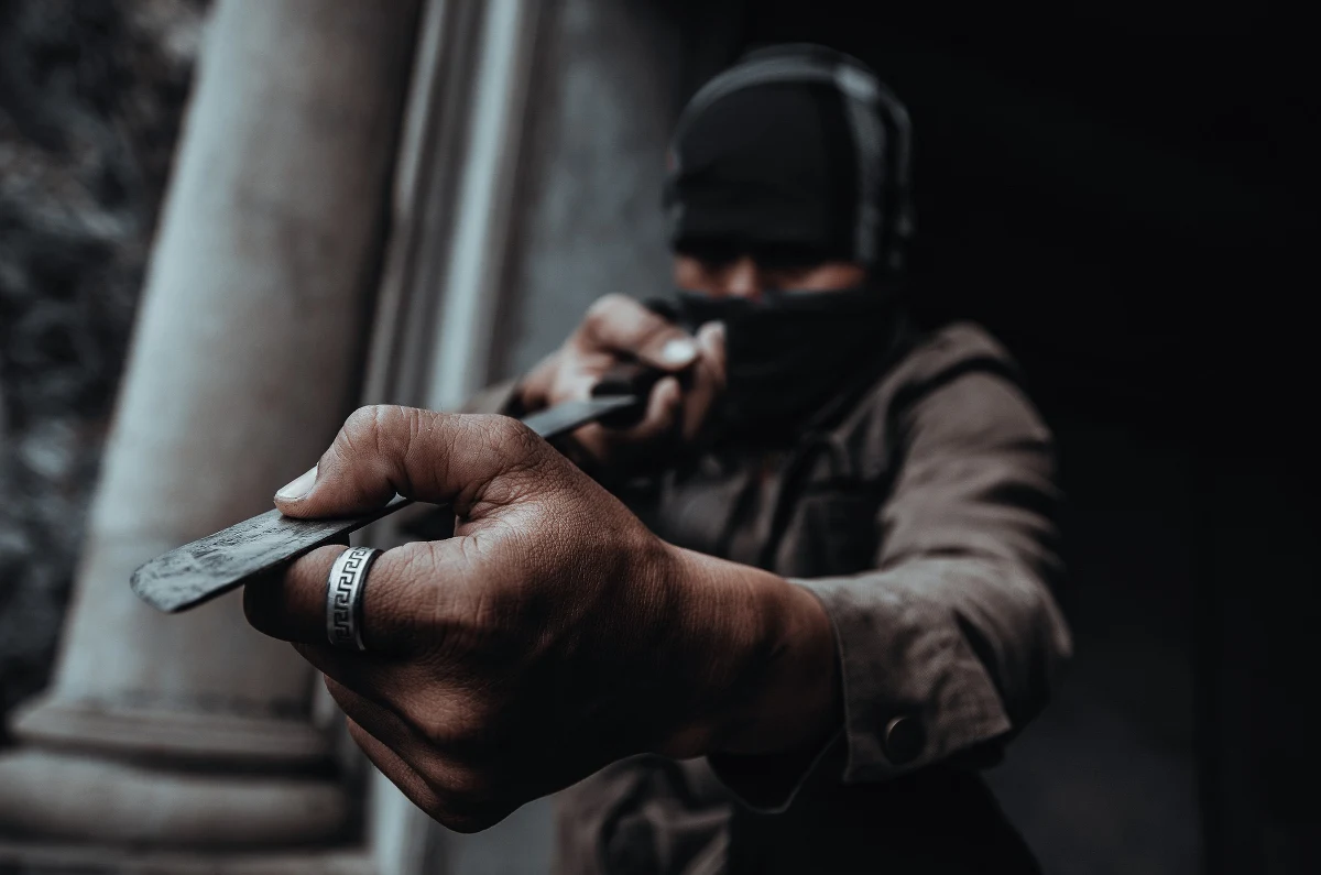 Japończyk Genichi Mitsuhashi jako pierwszy człowiek świata uzyskał tytuł magistra nauki o ninja. 45-latek ukończył dwuletnie studia, w czasie których uczył się między innymi sztuk walki i cichego chodzenia po górach.