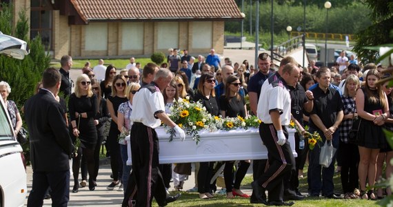 Prokuratura Regionalna we Wrocławiu po raz kolejny przedłużyła śledztwo ws. śmierci Magdaleny Żuk. Śledczy, którzy od ponad trzech lat prowadzą postępowanie, nadal nie odpowiedzieli na kluczowe pytanie: w jakich okolicznościach zginęła 27-letnia Polka, która spędzała wakacje w Egipcie.