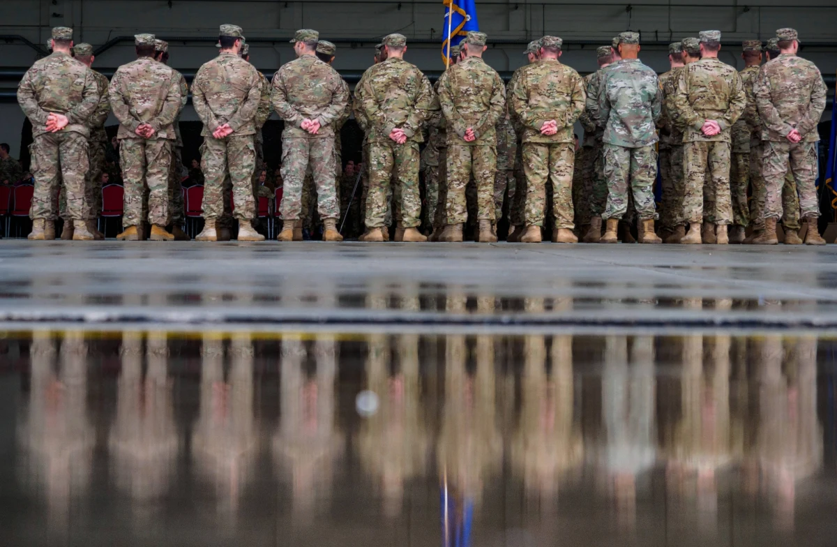 Zapadła decyzja o wycofaniu 9,5 tysiąca amerykańskich żołnierzy z Niemiec - poinformował rzecznik Pentagonu. Prezydent USA Donald Trump zaakceptował propozycję ministra obrony Marka Espera w tej sprawie.