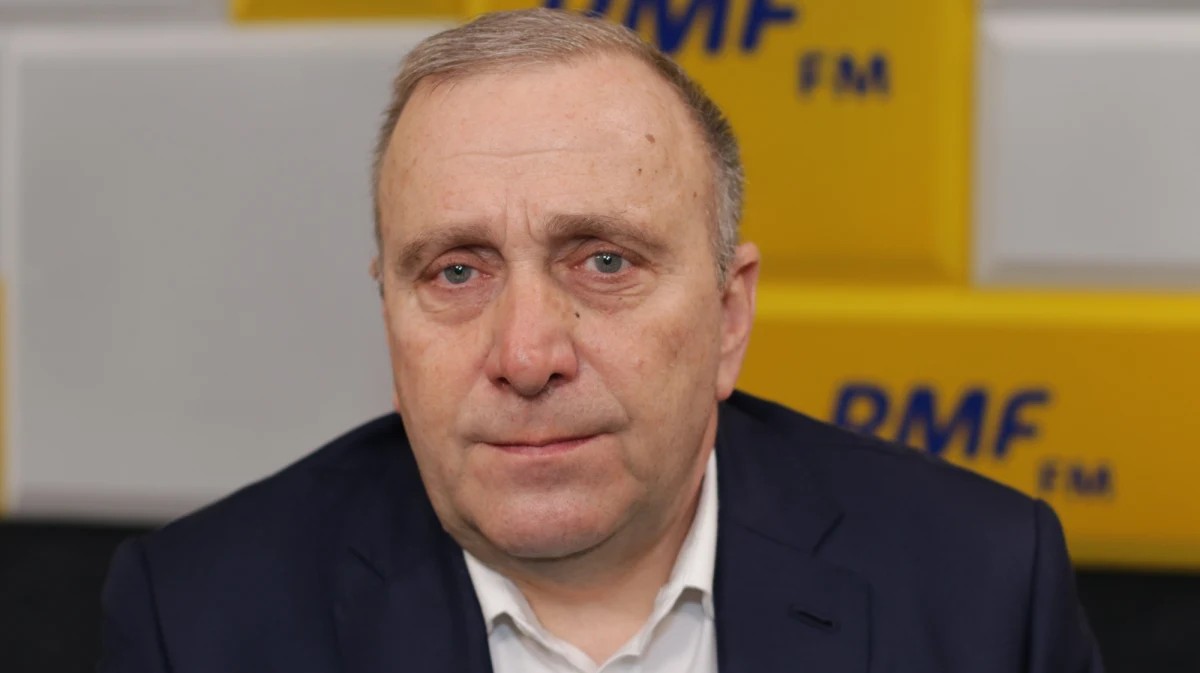 "Wyborcy Konfederacji w 2019 a wyborcy Krzysztofa Bosaka w 2020 to nie jest to samo" - przekonywał w Porannej rozmowie w RMF FM Grzegorz Schetyna. "Tam jest sporo wyborców, którzy byli przy Pawle Kukizie wcześniej. To nie są wyborcy jednorodni" - tłumaczył. "Tam są wyborcy narodowi, tam jest dużo przedsiębiorców, wolnościowy elektorat... " - wyliczał były lider Platformy Obywatelskiej.