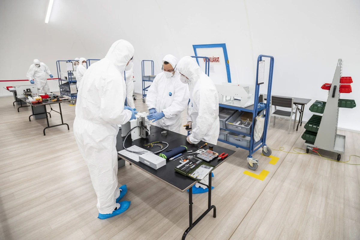 Bardzo niewiele osób na Węgrzech zaraziło się koronawirusem. Z ponad 10 tys. osób tylko u trzech wykryto zakażenie - wynika z opublikowanych badań przesiewowych przeprowadzonych przez cztery węgierskie uczelnie.