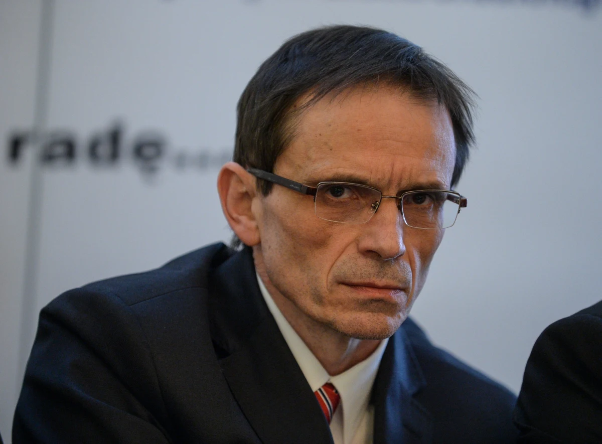 "Co zrobić, żeby system opieki był wydolny? Co zrobić, żeby pacjenci nie czekali w kolejkach? Takie pytanie zadałbym kandydatom na prezydenta" - mówi gość Marcina Zaborskiego w RMF FM, Krzysztof Bukiel przewodniczący Ogólnopolskiego Związku Zawodowego Lekarzy. "Nikt na to pytanie nie odpowiedział od 30 lat" - zaznacza. "System Kas Chorych był najbardziej spójny i logiczny" - dodaje.  