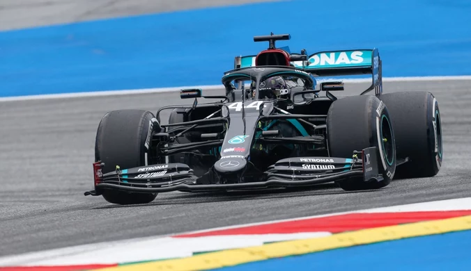 Formuła 1. Lewis Hamilton z pole position przed GP Węgier